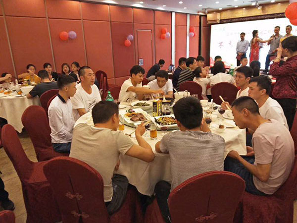 2018年春茗感恩會：“不忘初心，砥礪前行”！